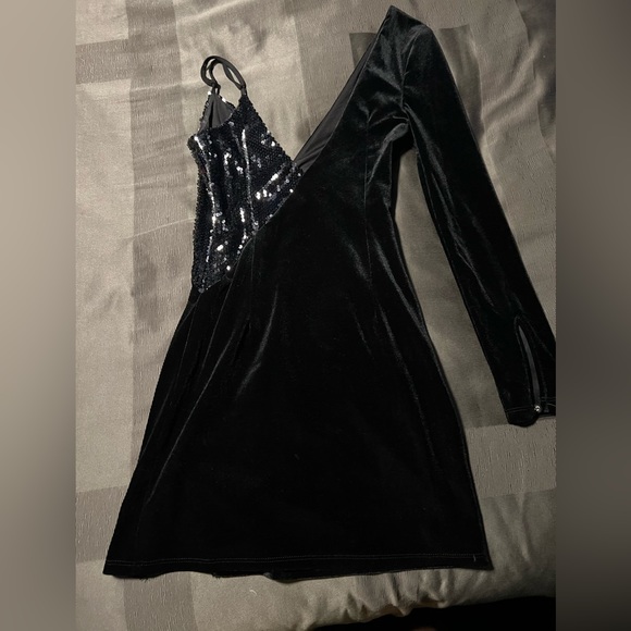 SOLD! - Picture 4 of 5